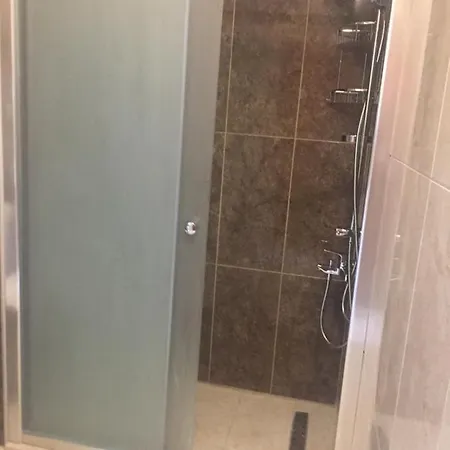 Villa Suzan * أورلا